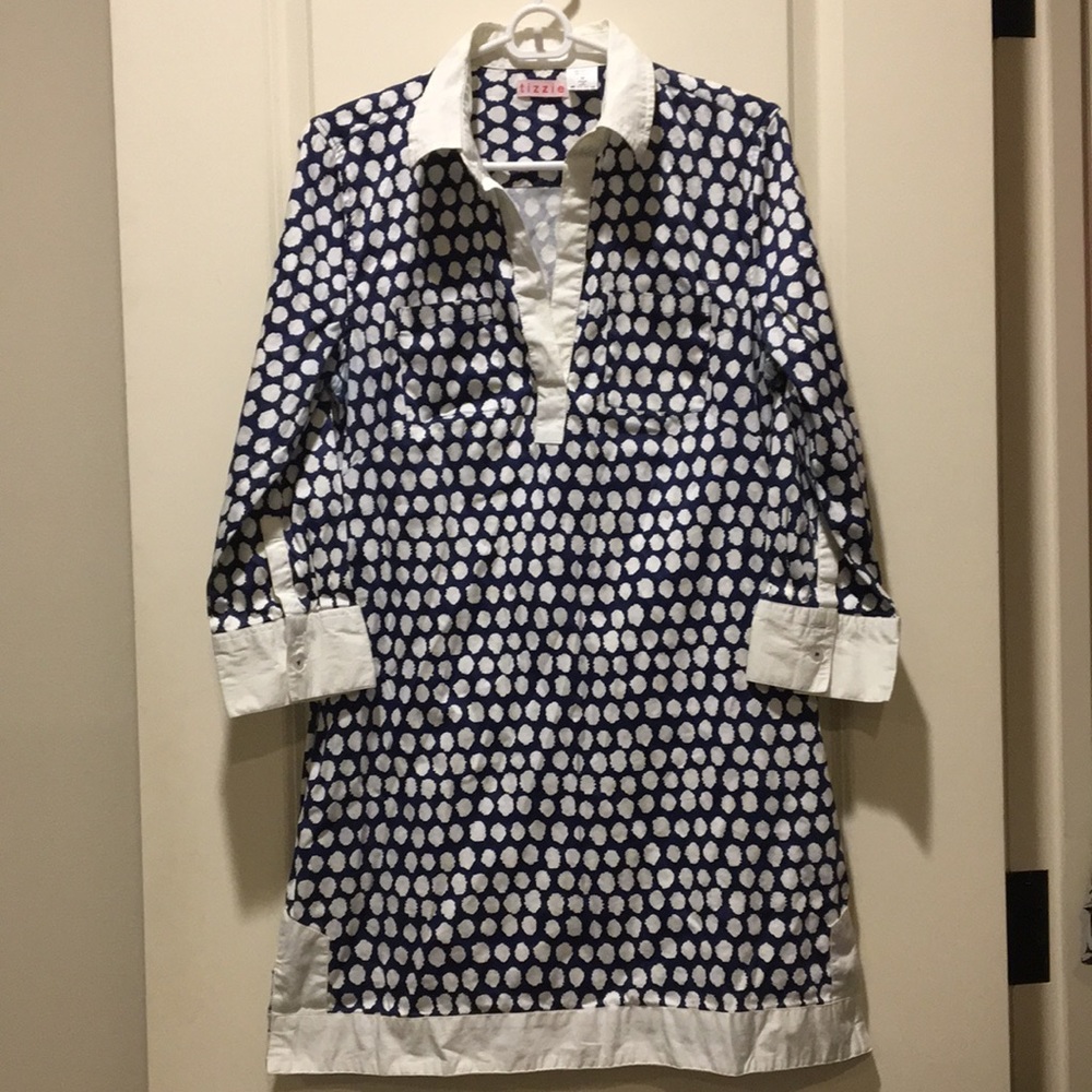 Tizzie polka dot Vneck collar Dress 3/4 sleeves/deep side pockets/stretch Size M